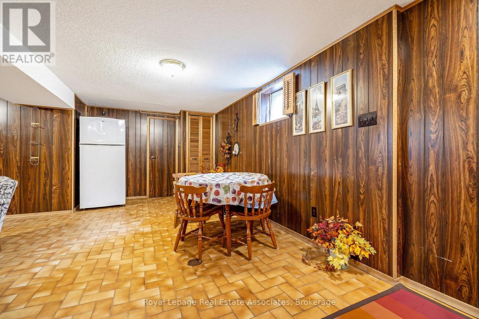 293 THIRTIETH STREET - 26