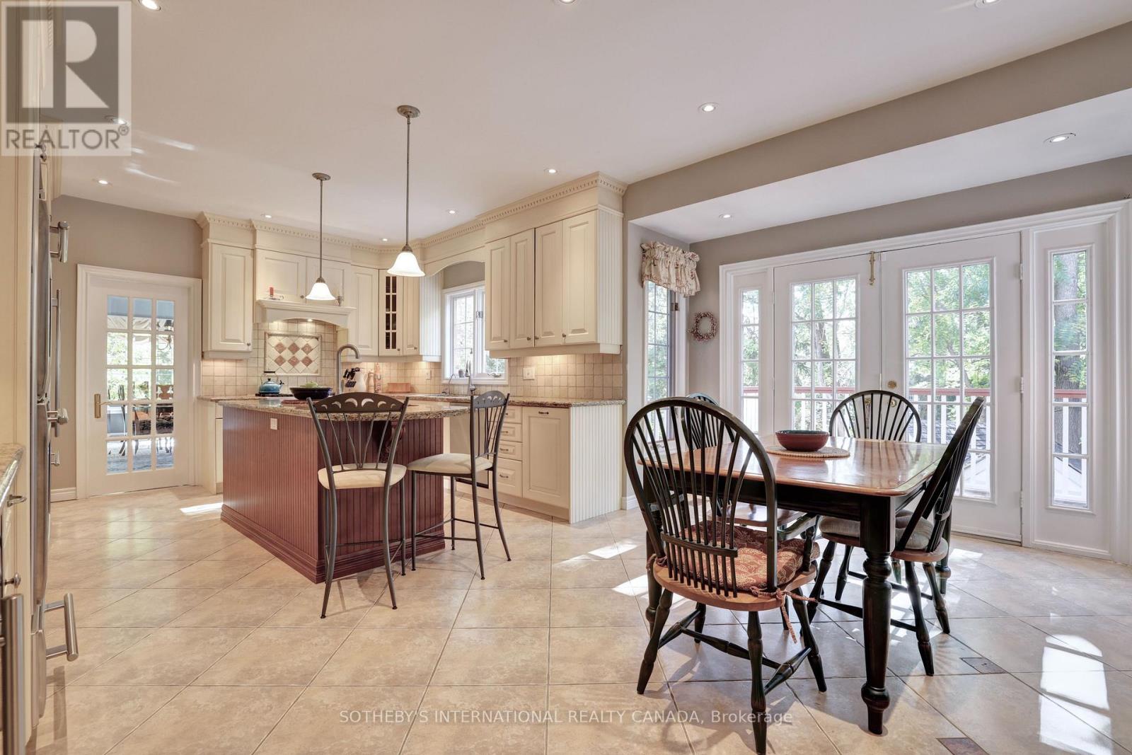 1379 MEADOW GREEN COURT - 15