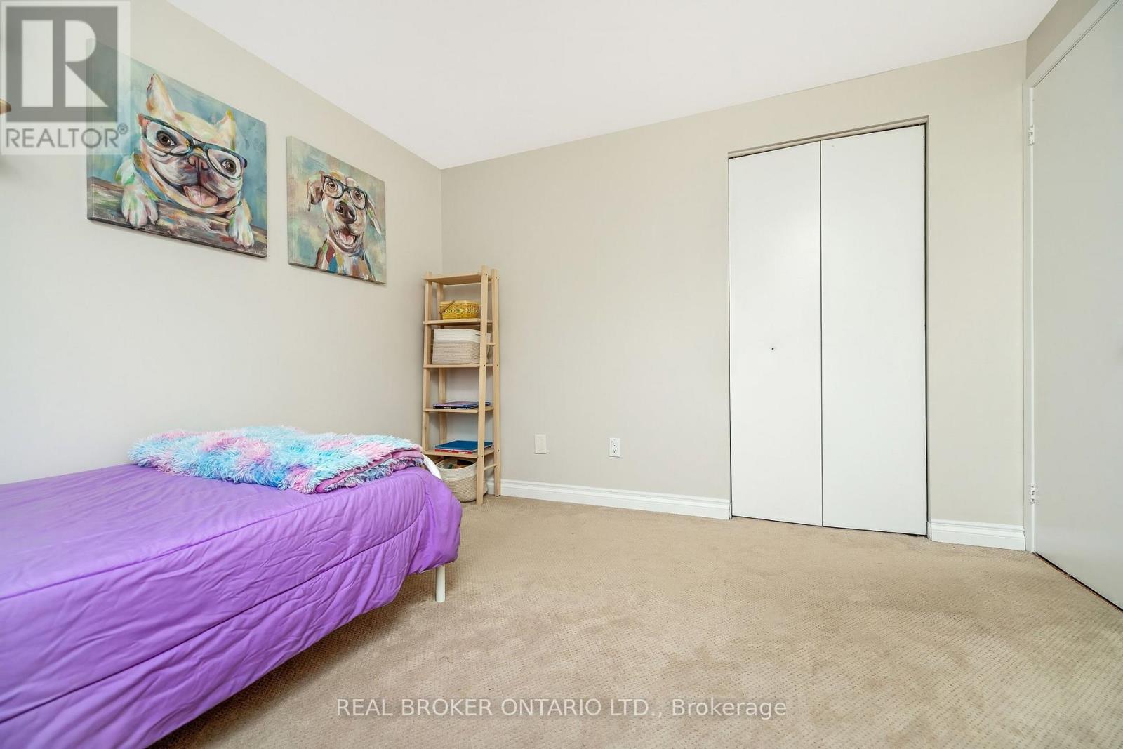 752 MACKENZIE DRIVE - 24