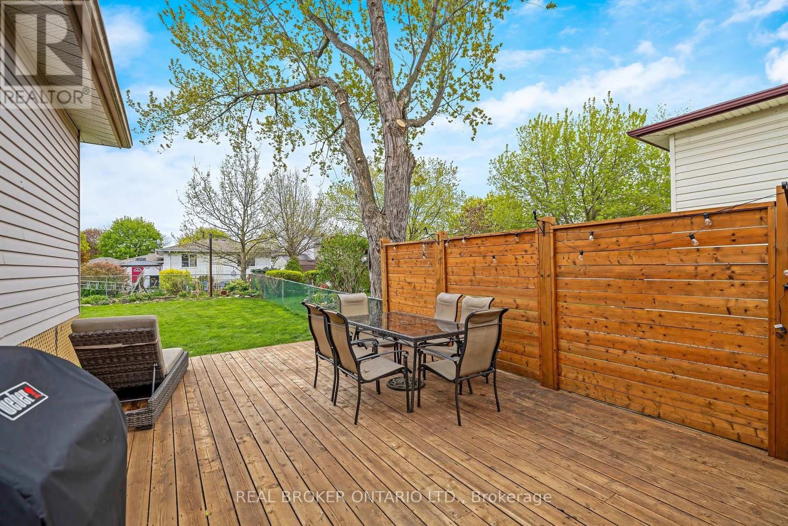 752 MACKENZIE DRIVE - 33
