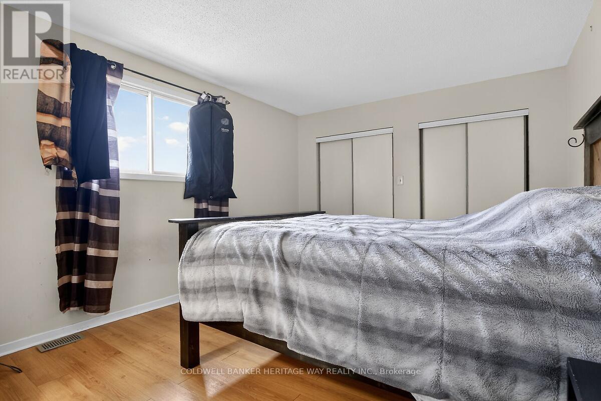 106 MUNRO LANE - 21