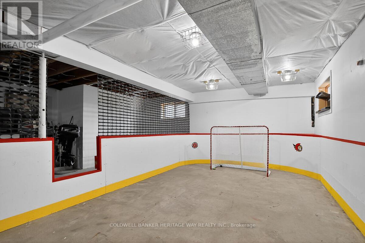 106 MUNRO LANE - 27