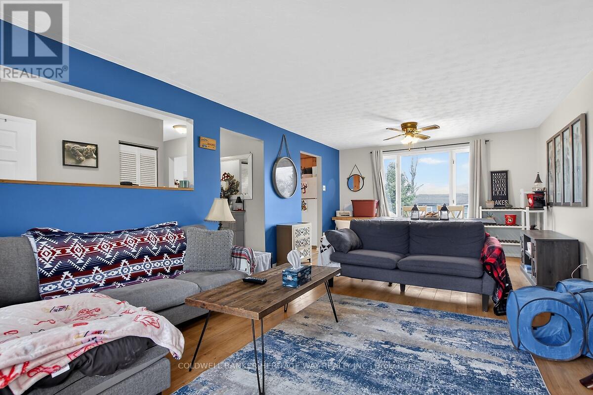 106 MUNRO LANE - 7