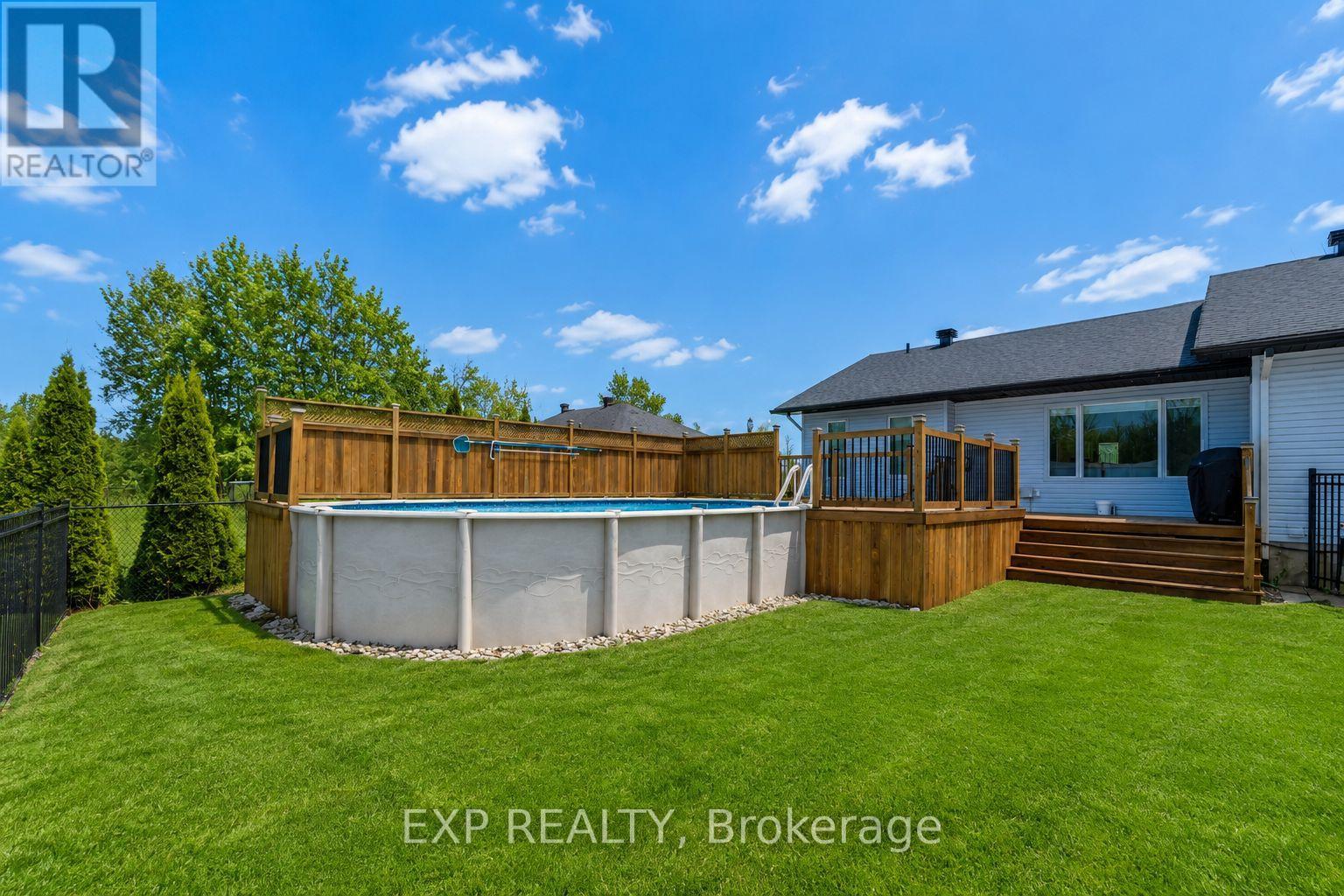 2760 JOHANNES STREET - 12