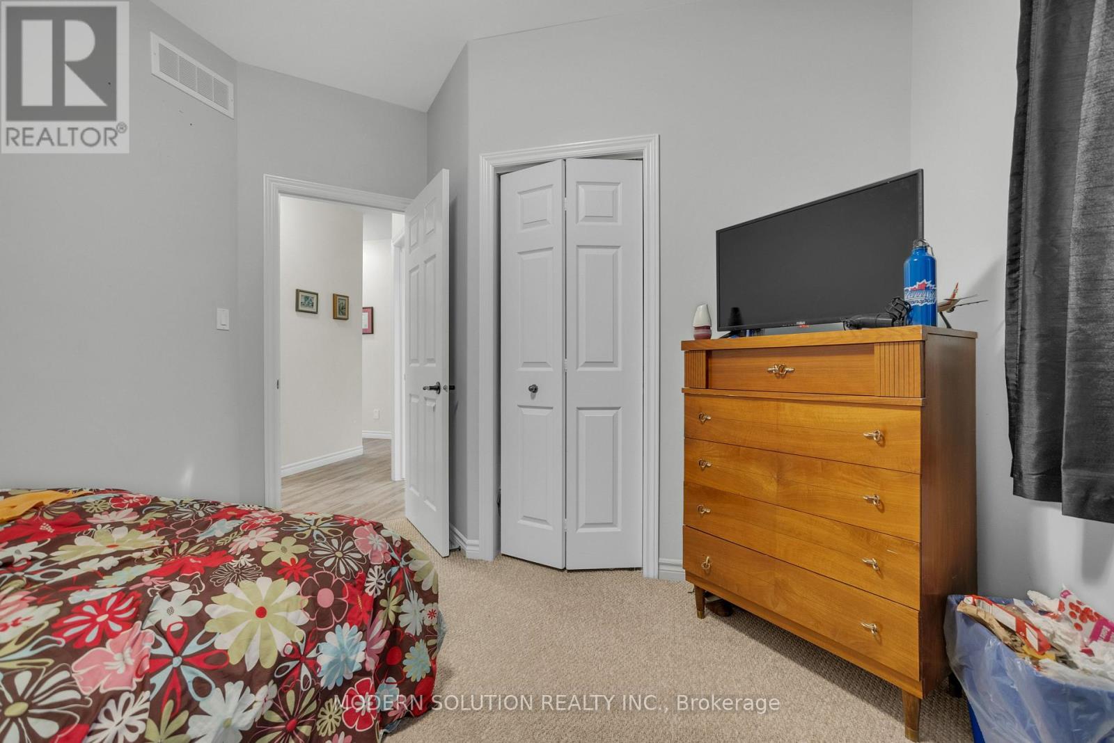 12 CYPRESS DRIVE - 22