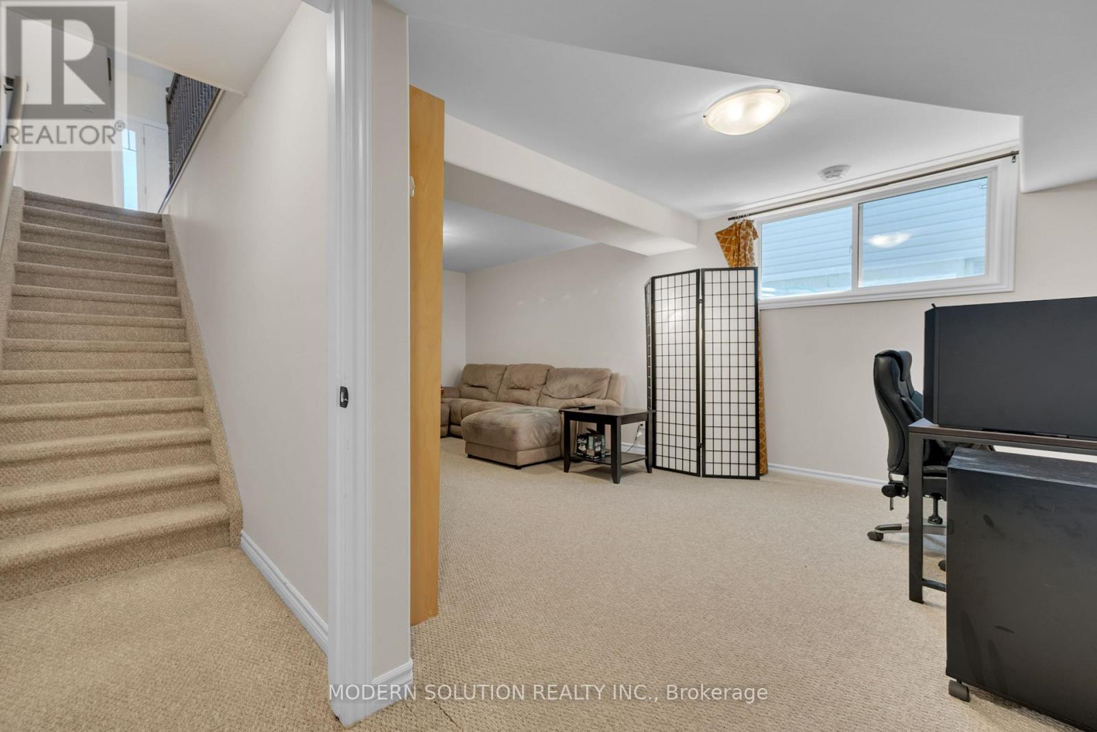 12 CYPRESS DRIVE - 24