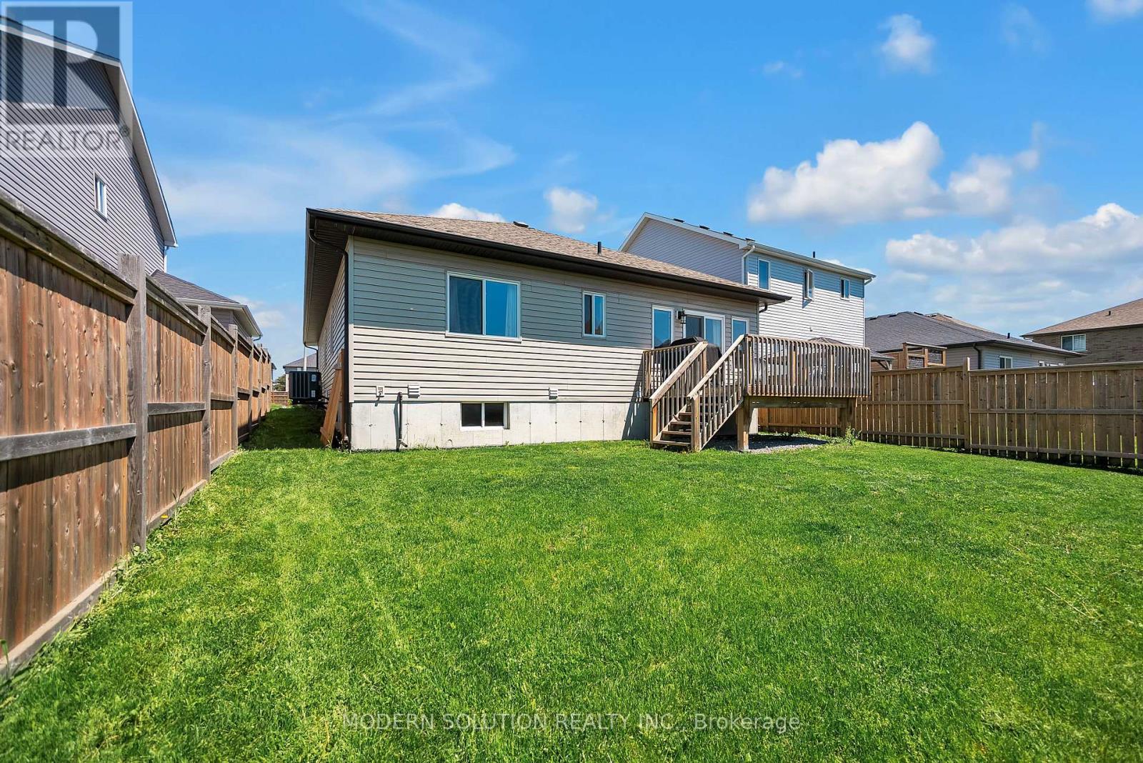 12 CYPRESS DRIVE - 33