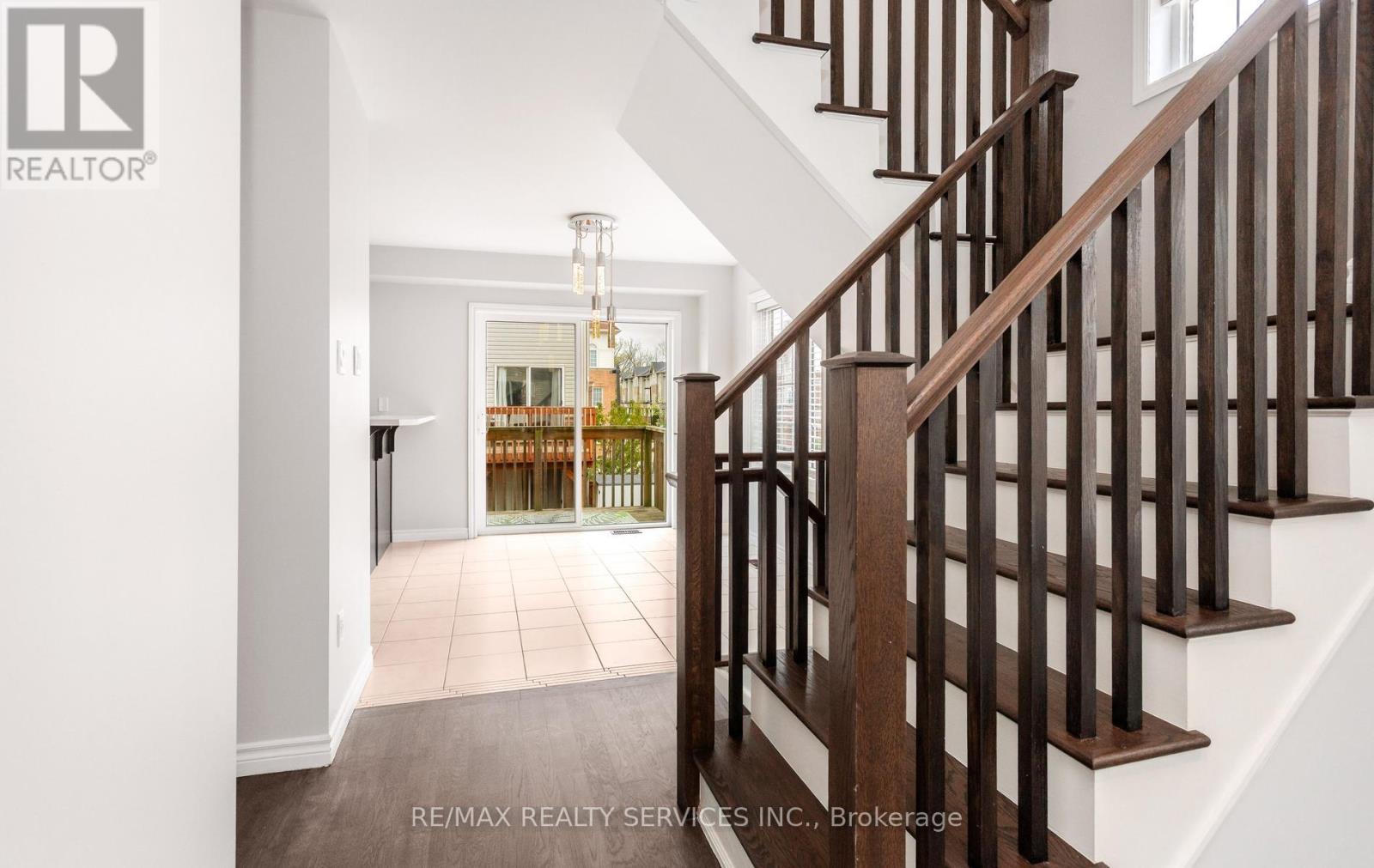 21 DORCHESTER TERRACE - 14