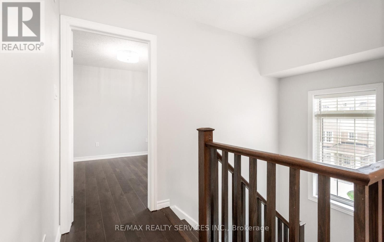 21 DORCHESTER TERRACE - 29