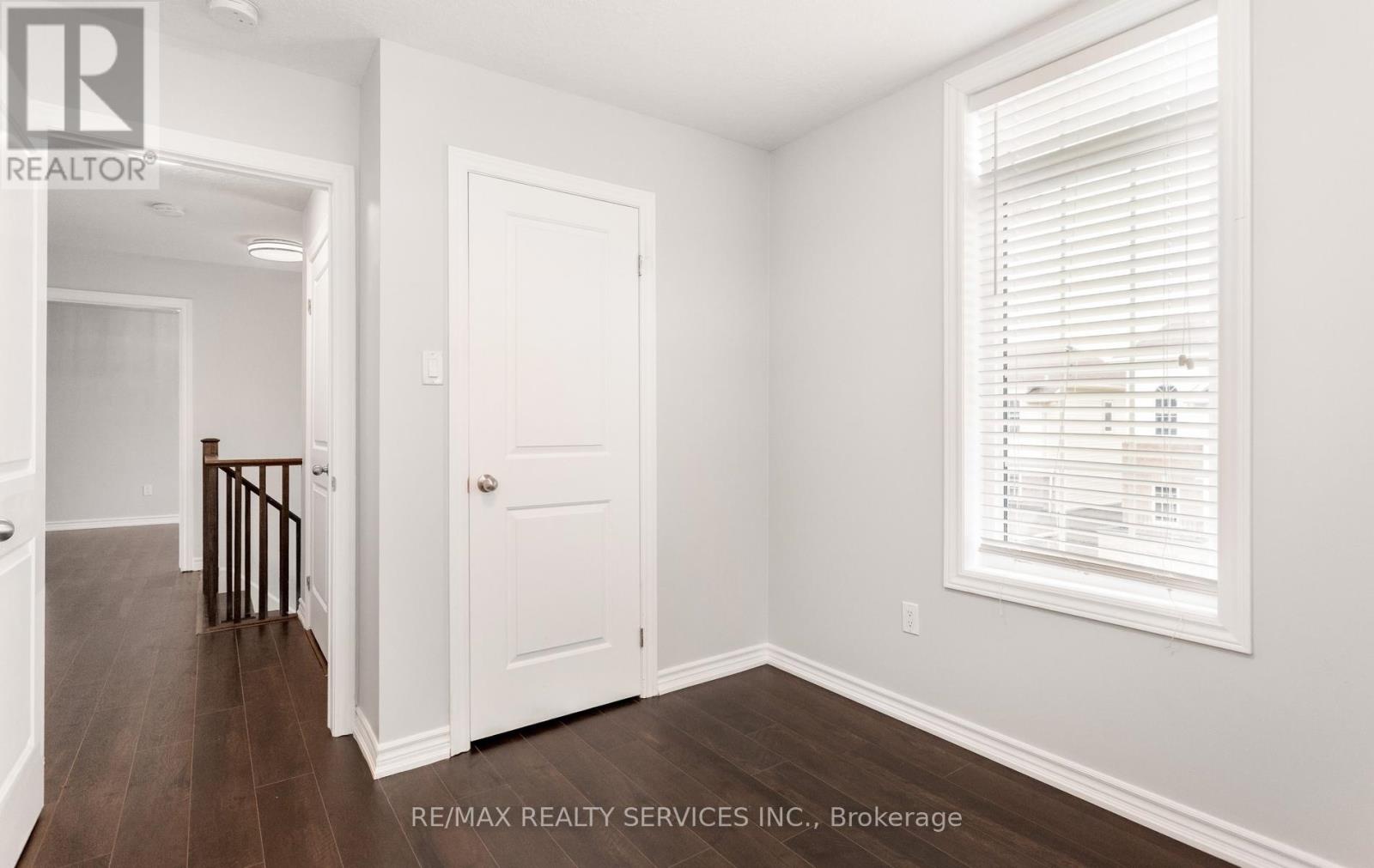 21 DORCHESTER TERRACE - 39