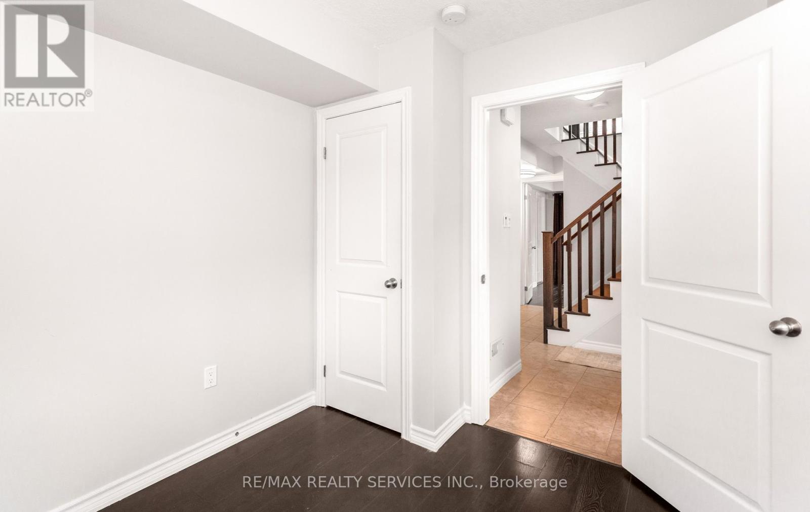 21 DORCHESTER TERRACE - 6
