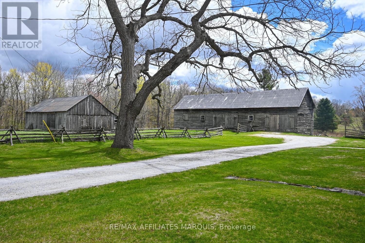 919 UPPER SCOTCH LINE ROAD - 33