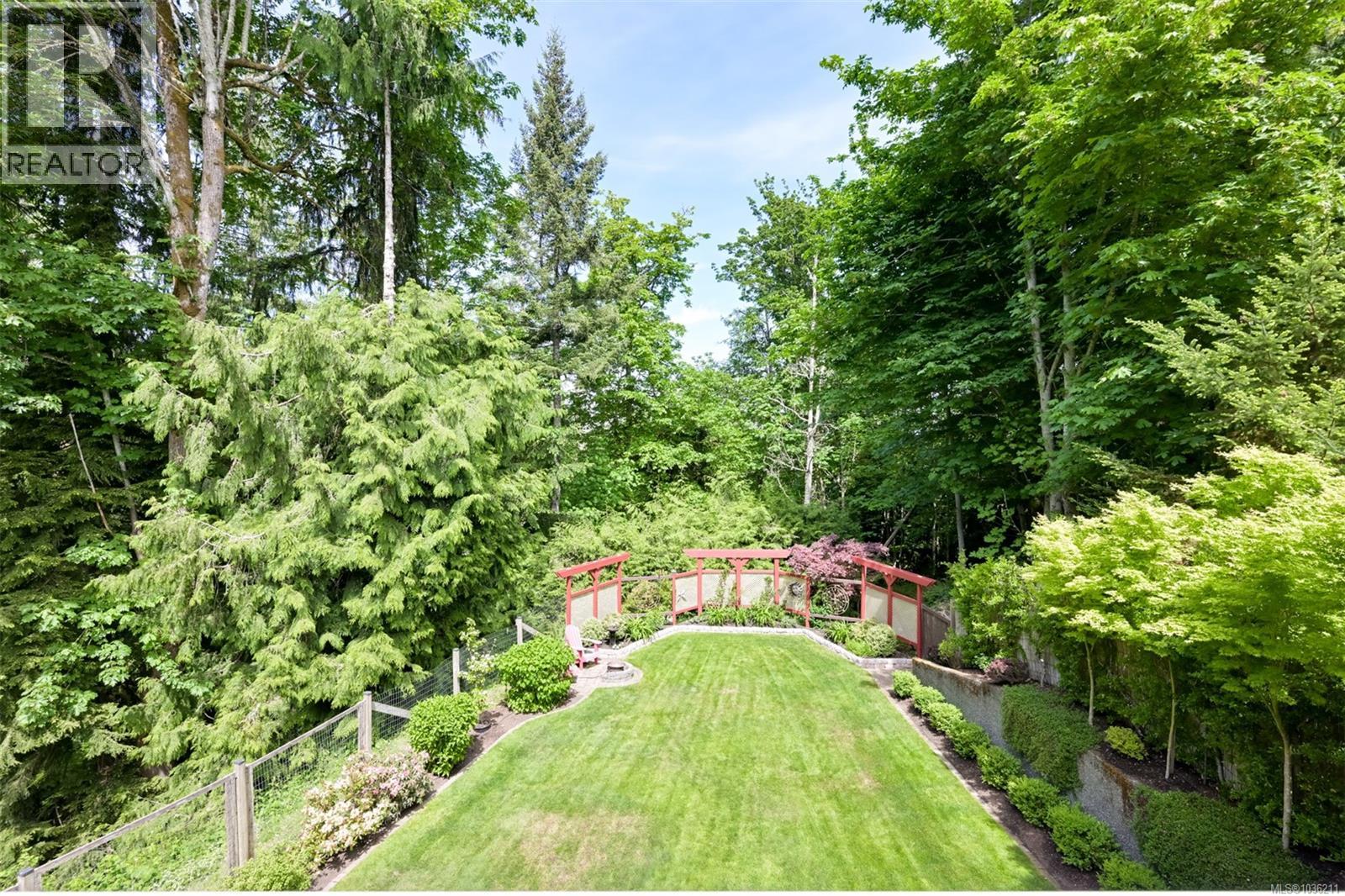 1143 Fern Ridge Dr - 24