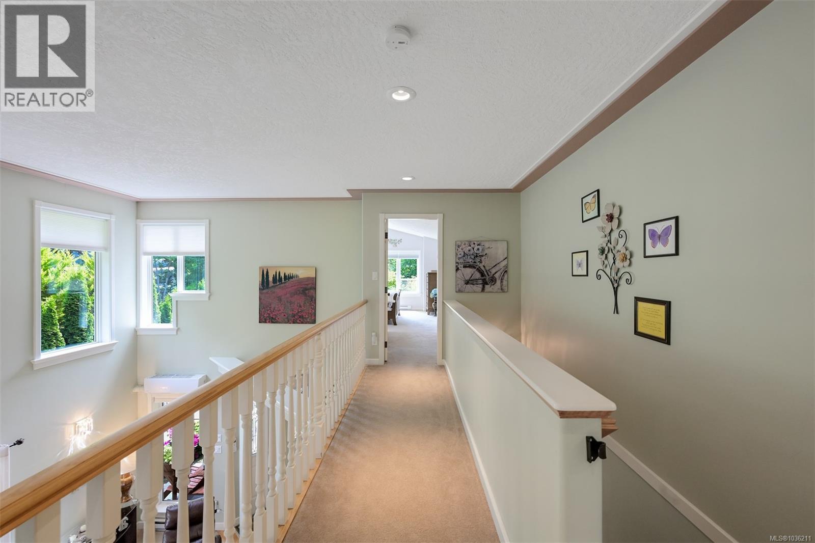 1143 Fern Ridge Dr - 33