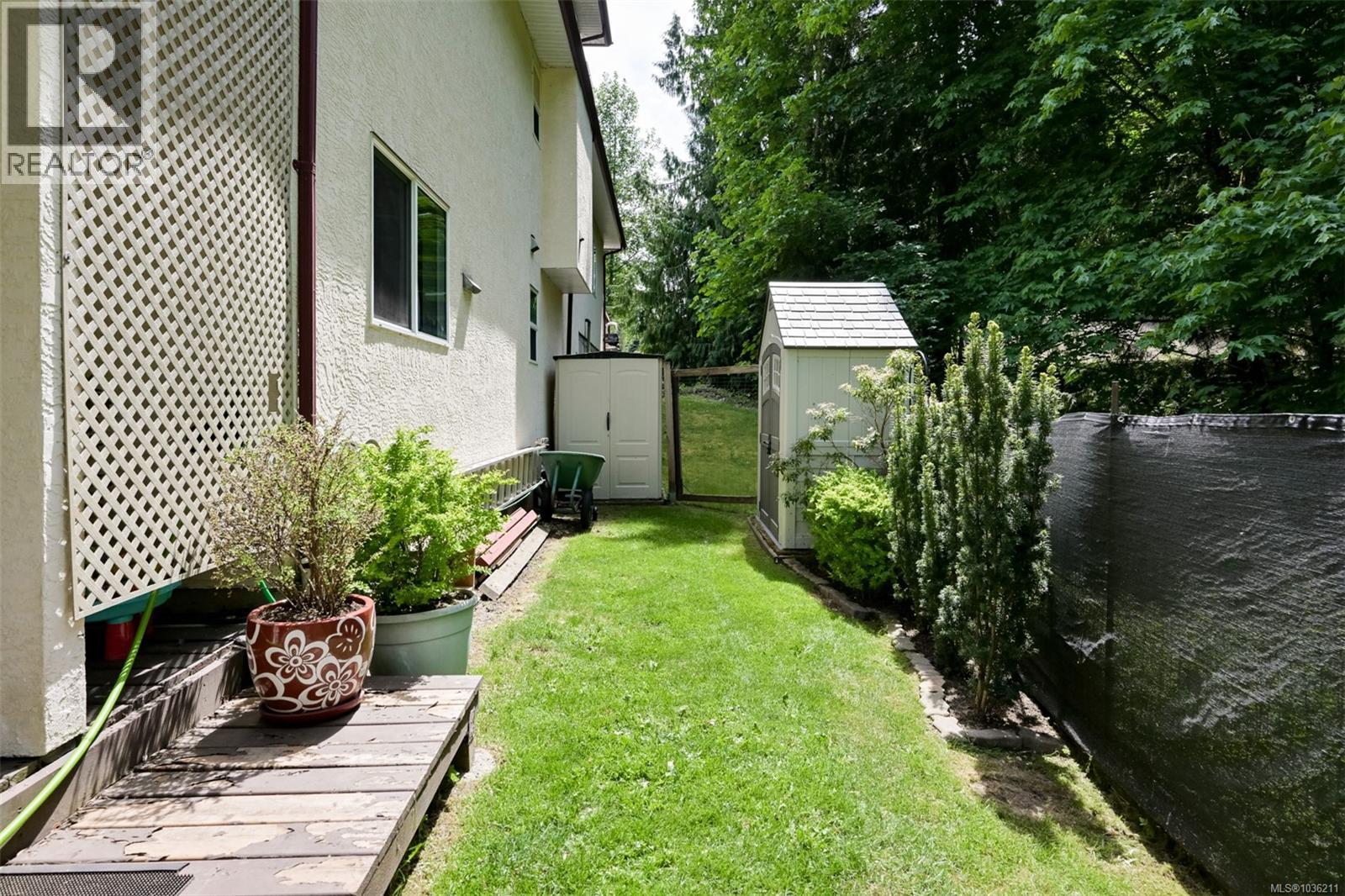 1143 Fern Ridge Dr - 85