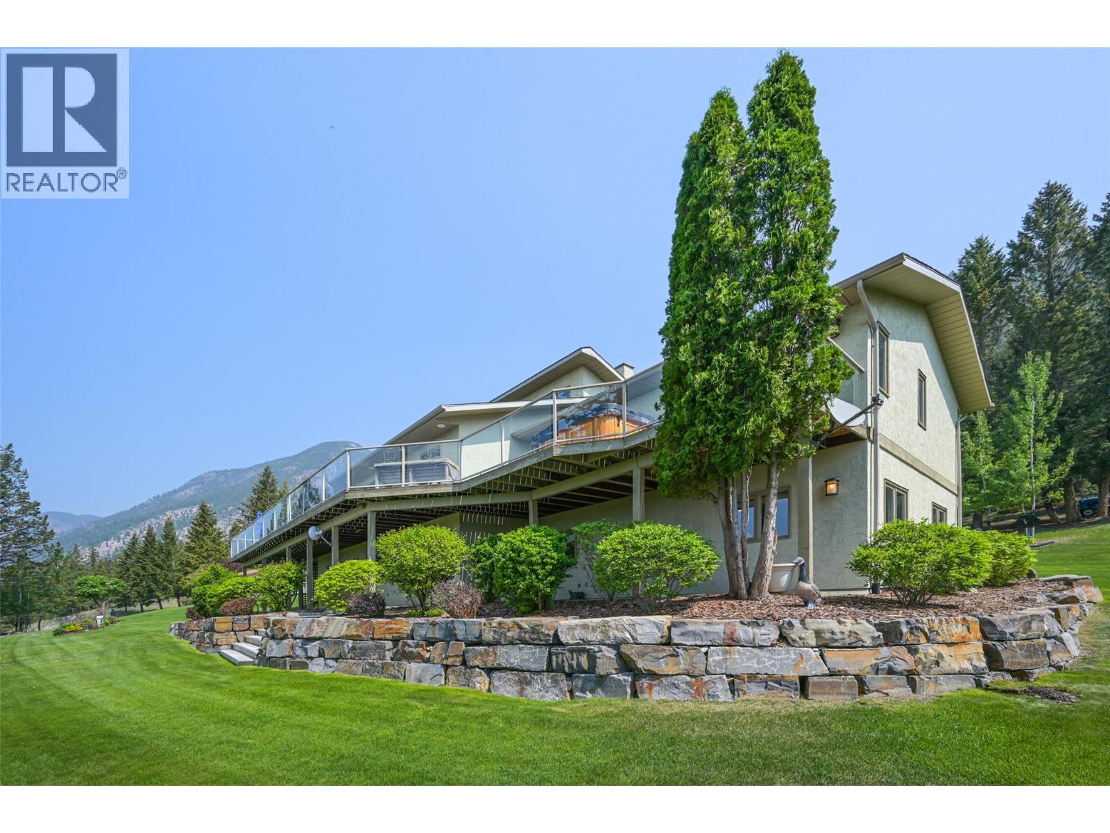 9520 Juniper Heights Road, Invermere