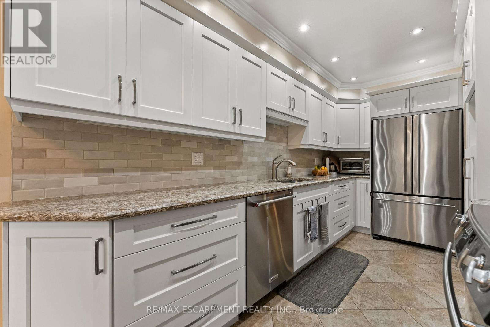 #27 3420 SOUTH MILLWAY - 17