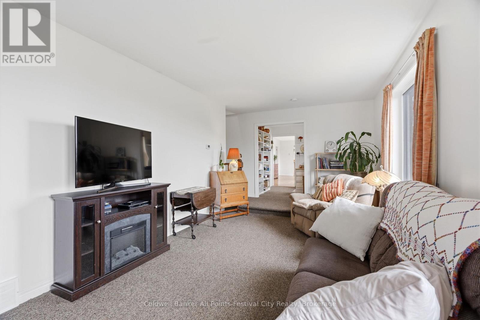 13 RAVINE PARK ROAD S - 18