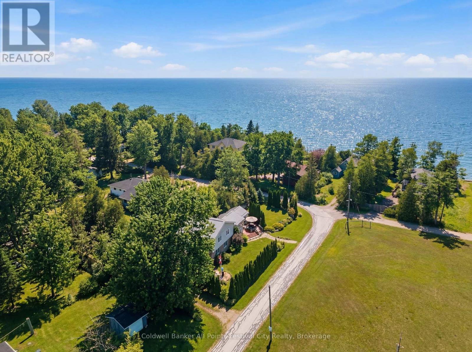 13 RAVINE PARK ROAD S - 2