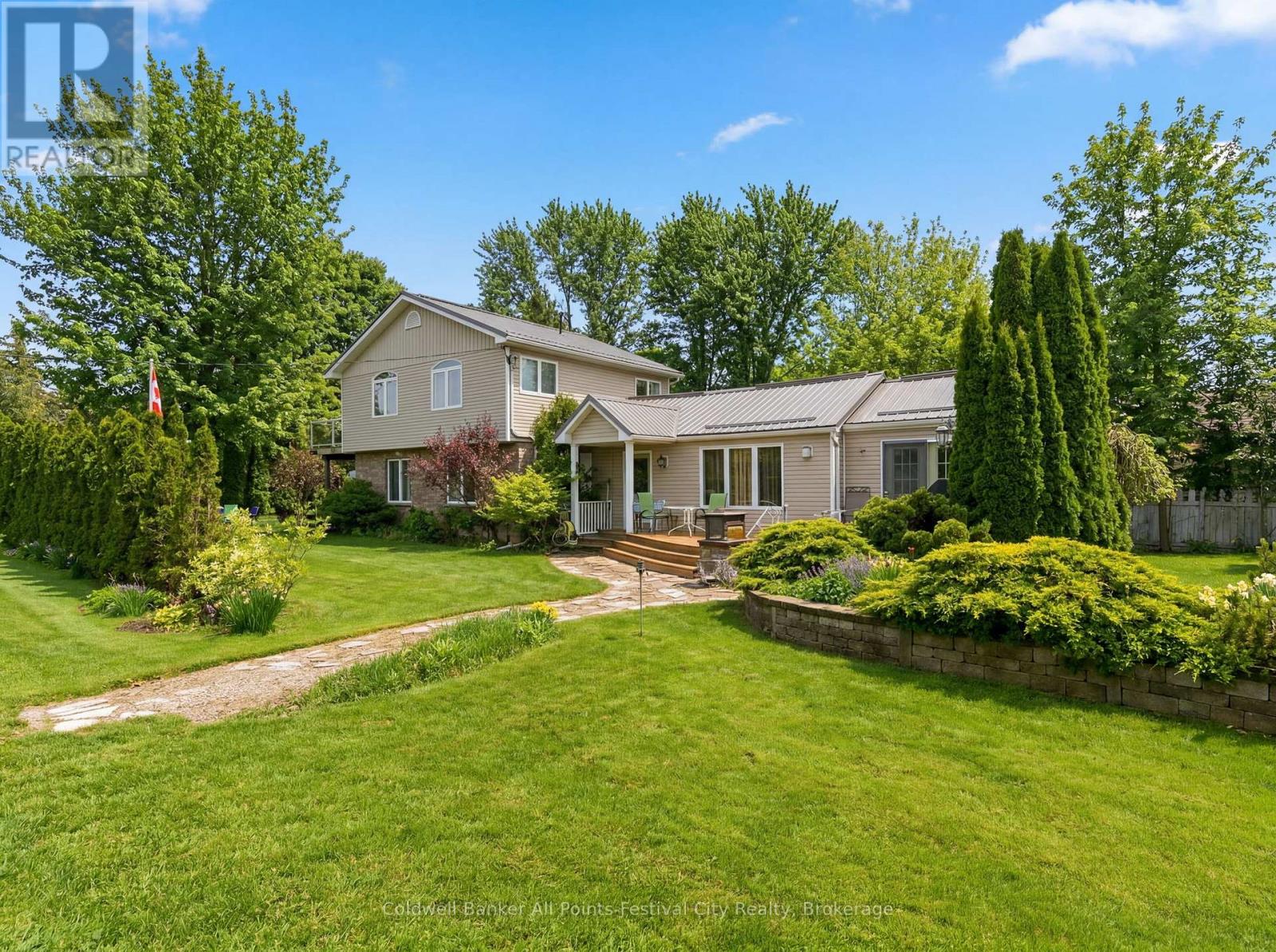 13 RAVINE PARK ROAD S - 3