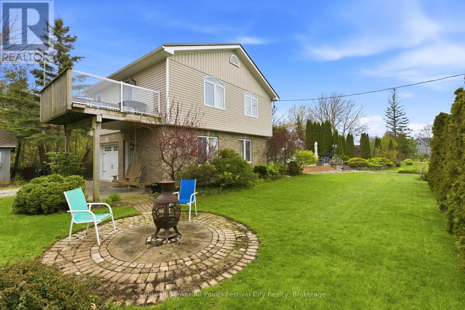 13 RAVINE PARK ROAD S - 42
