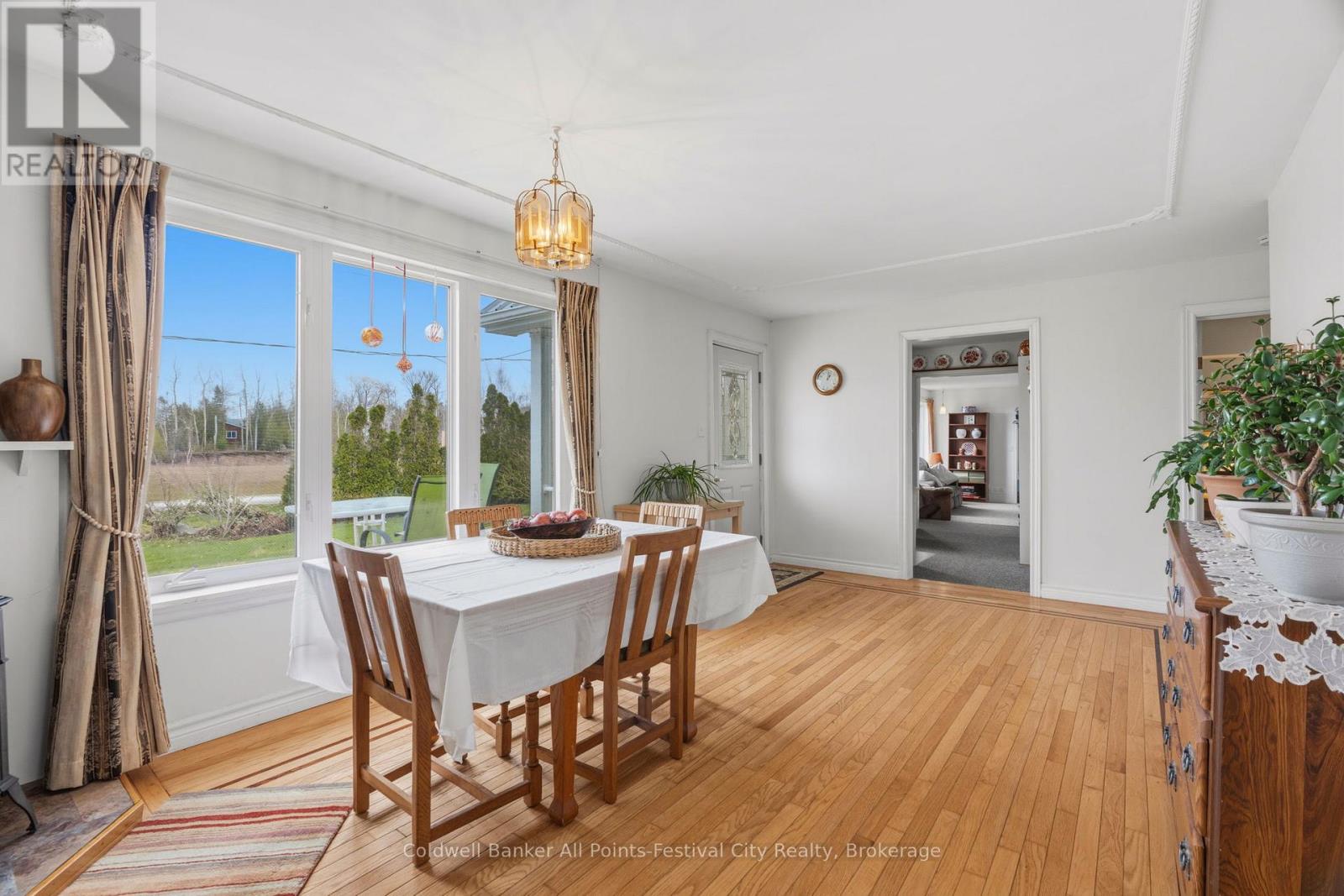 13 RAVINE PARK ROAD S - 6