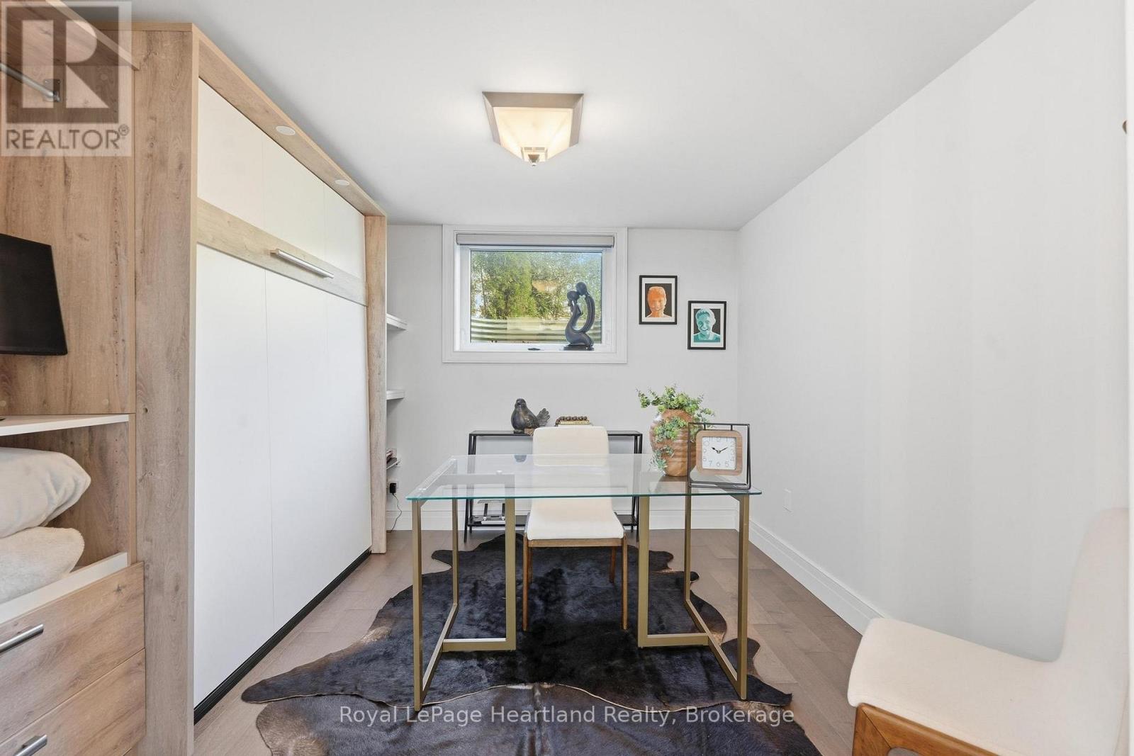 #100 5 COBOURG STREET - 17
