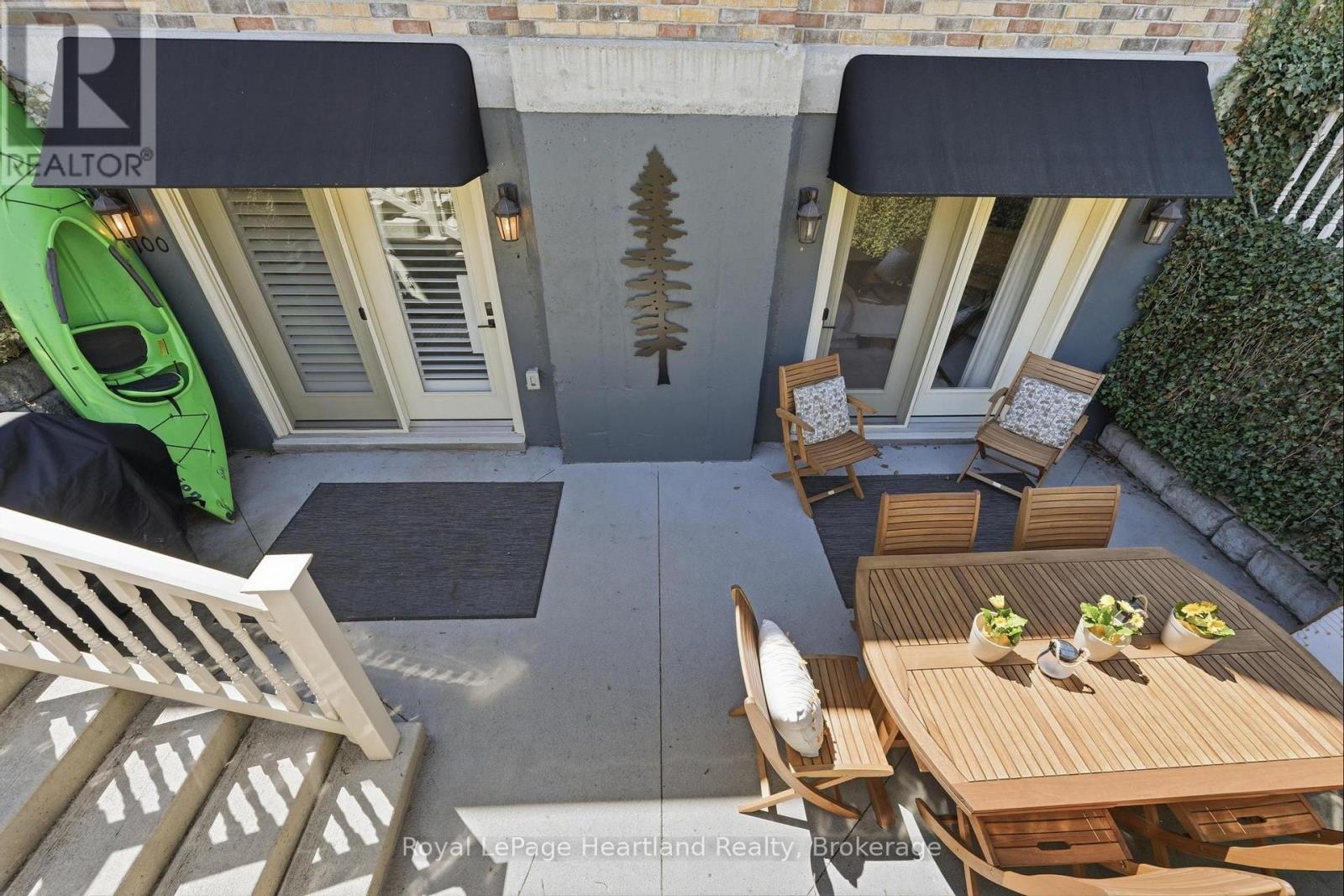 #100 5 COBOURG STREET - 2