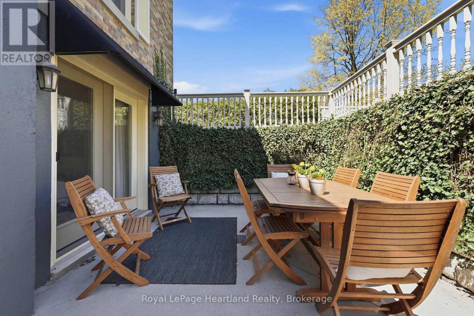 #100 5 COBOURG STREET - 27