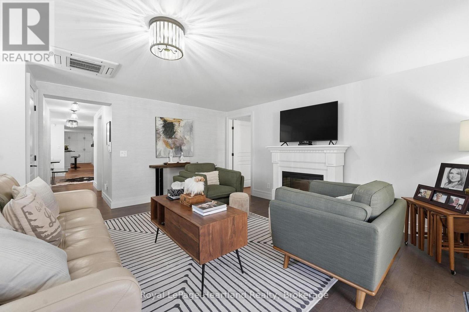 #100 5 COBOURG STREET - 4