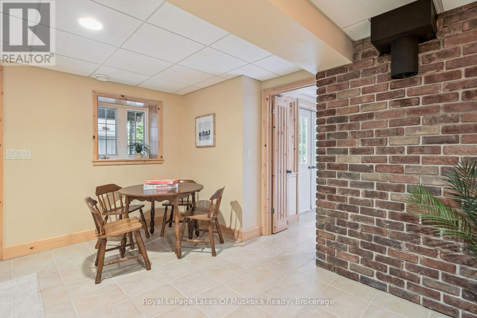 4291 KAWAGAMA LAKE ROAD - 22