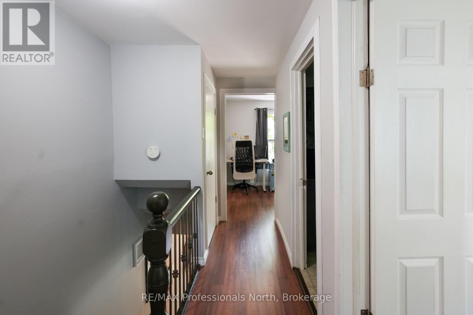 143 BARNESDALE AVENUE N - 14