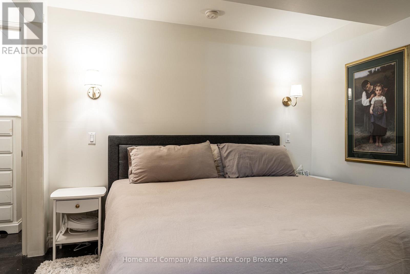 32 CHERRY STREET - 31