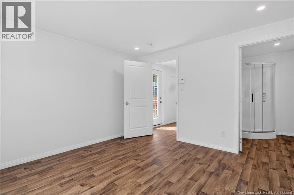 97 River East Drive - 34