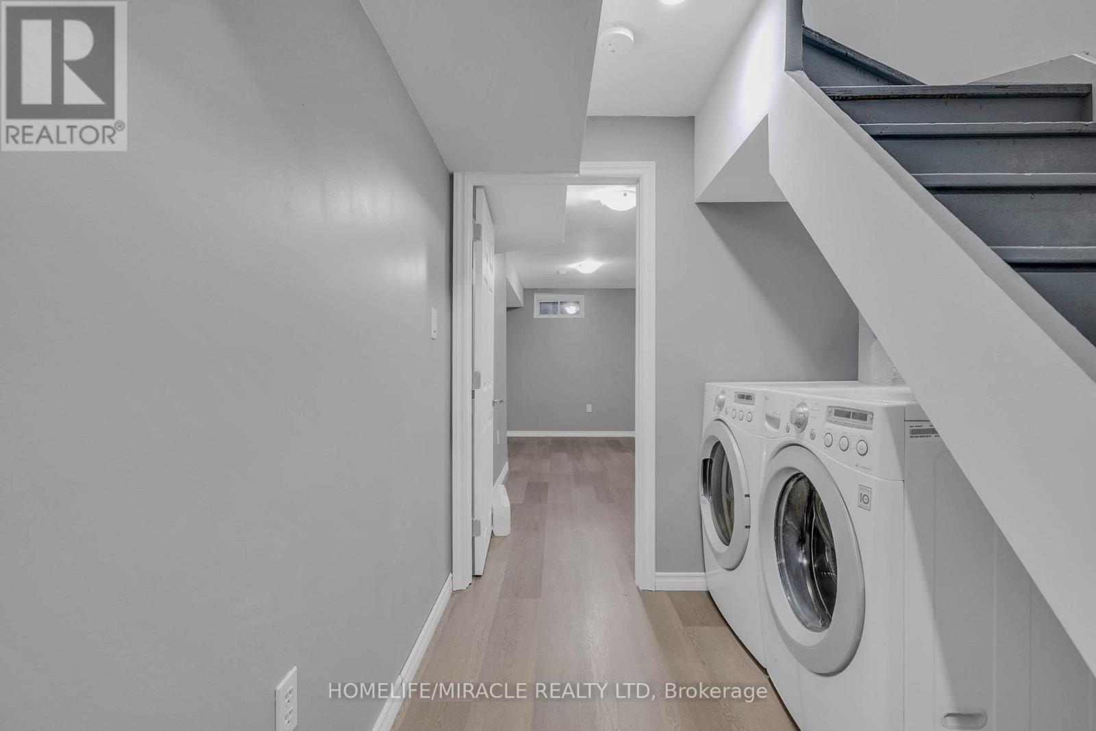 142 MARION STREET - 21