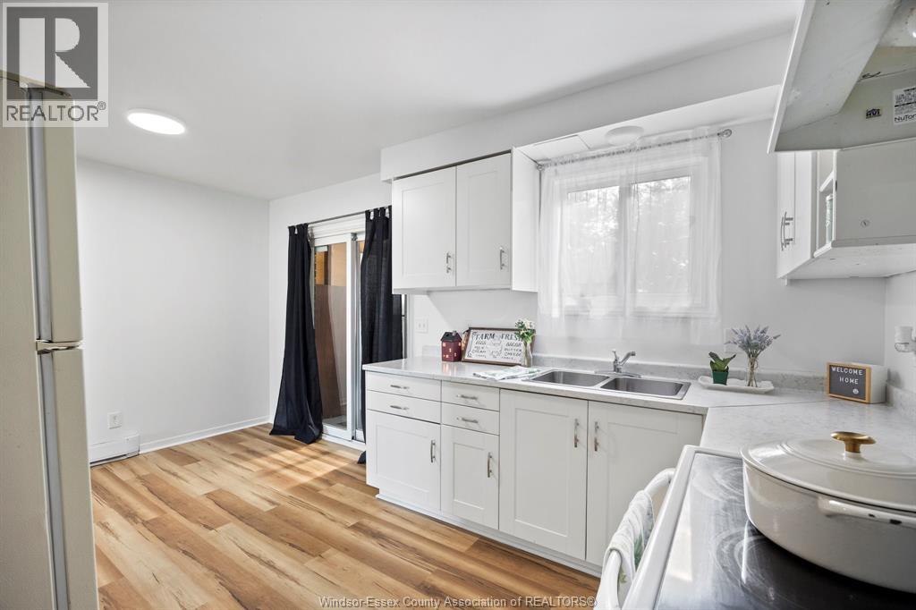 202 ARTHUR STREET North - 14