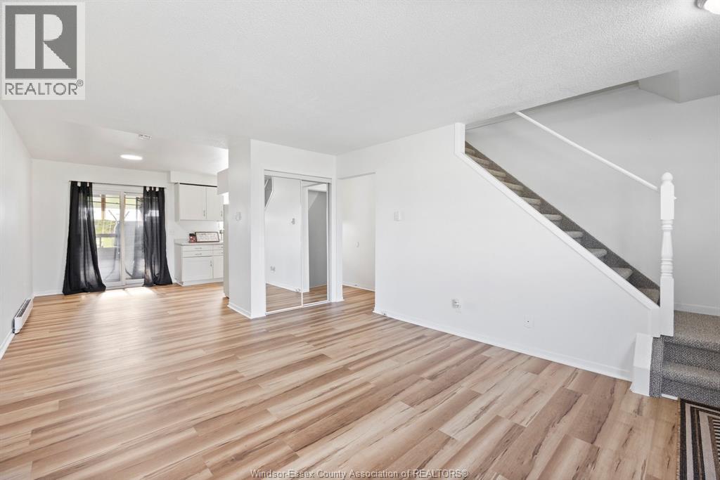 202 ARTHUR STREET North - 7