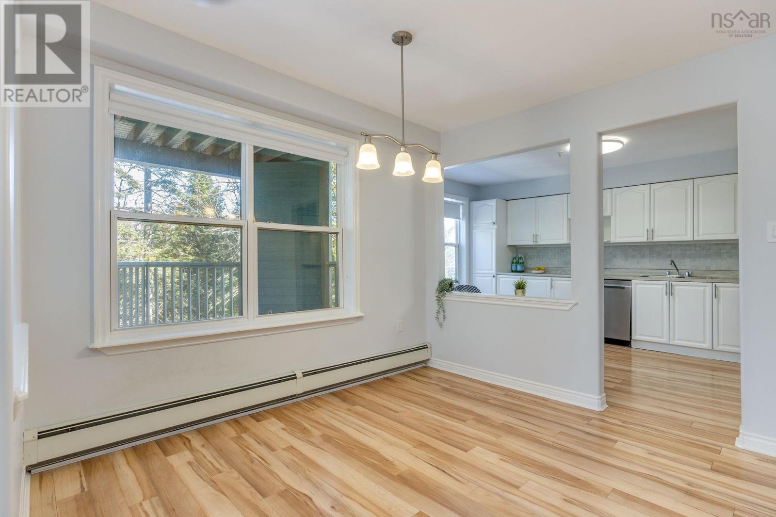 #311 2 Lake Drive - 10