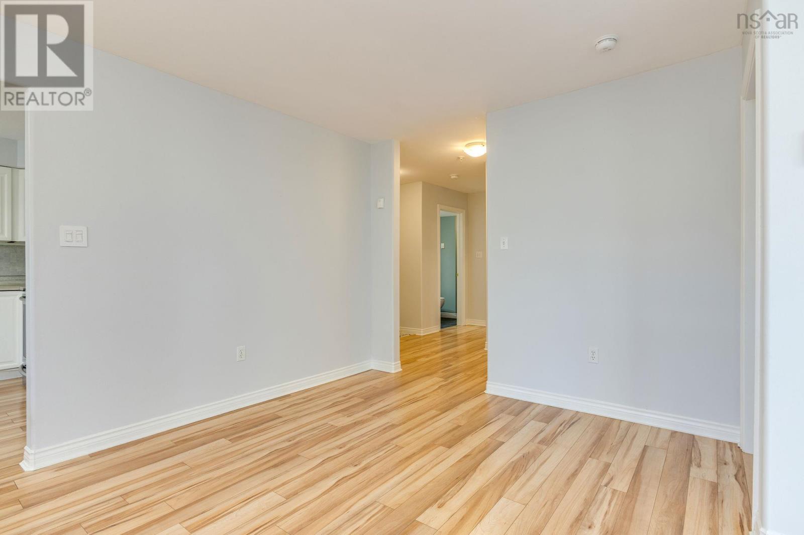 #311 2 Lake Drive - 19