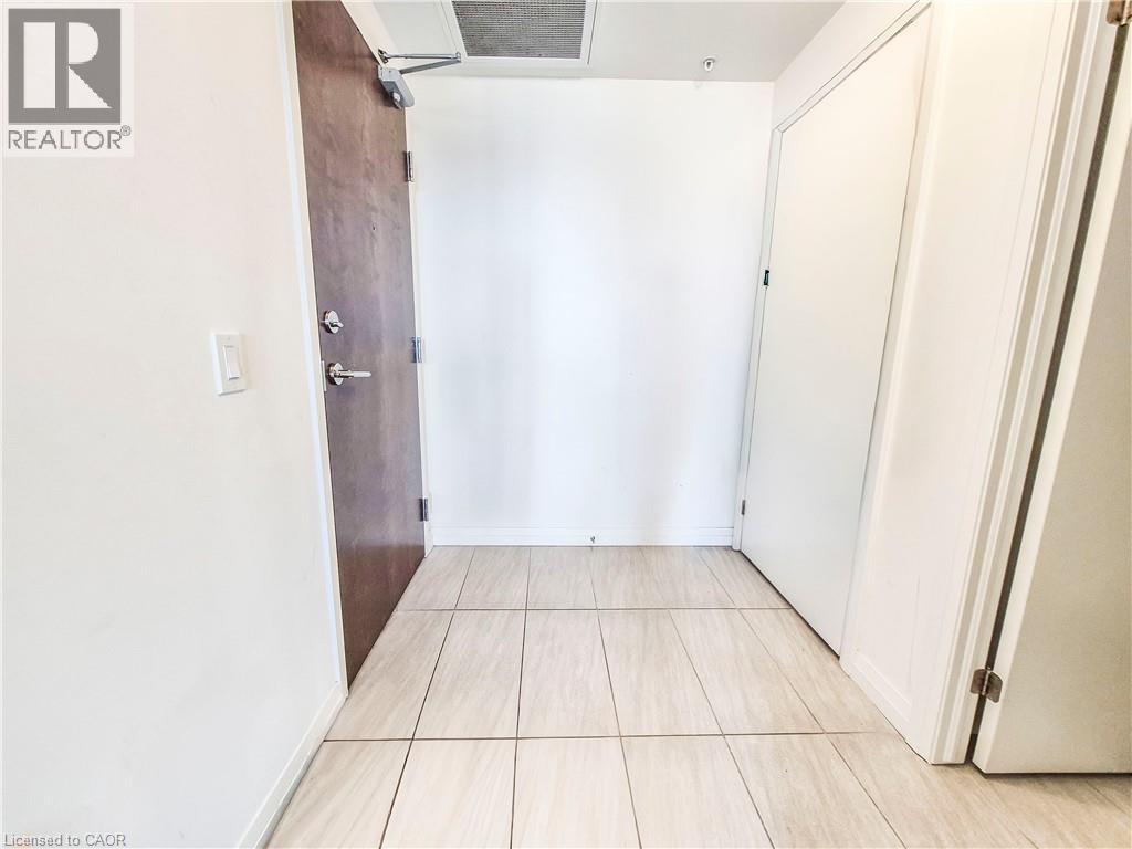 108 GARMENT Street Unit# 2107, Kitchener, Ontario, N2G3B2 — Photo 12