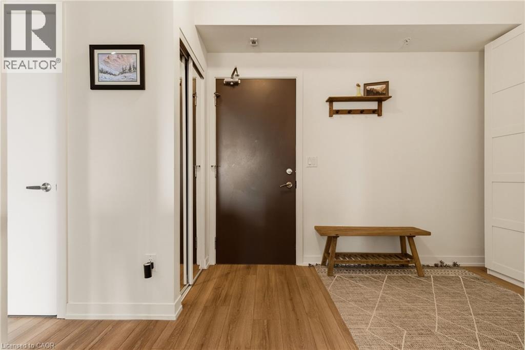 #311 550 NORTH SERVICE Road - 6