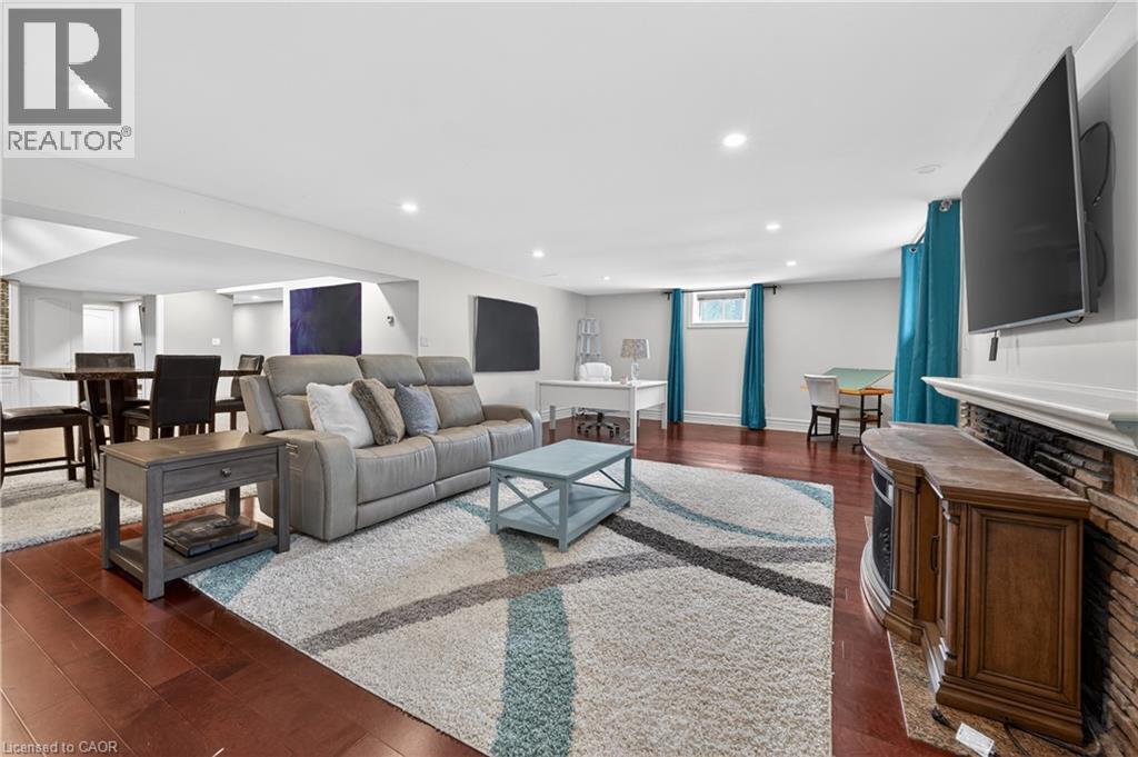 632 ELLENGALE Road, Burlington, Ontario, L7T3N8 — Photo 42