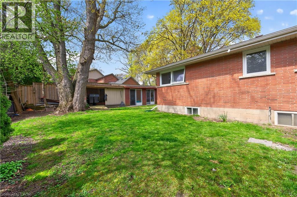 632 ELLENGALE Road, Burlington, Ontario, L7T3N8 — Photo 6