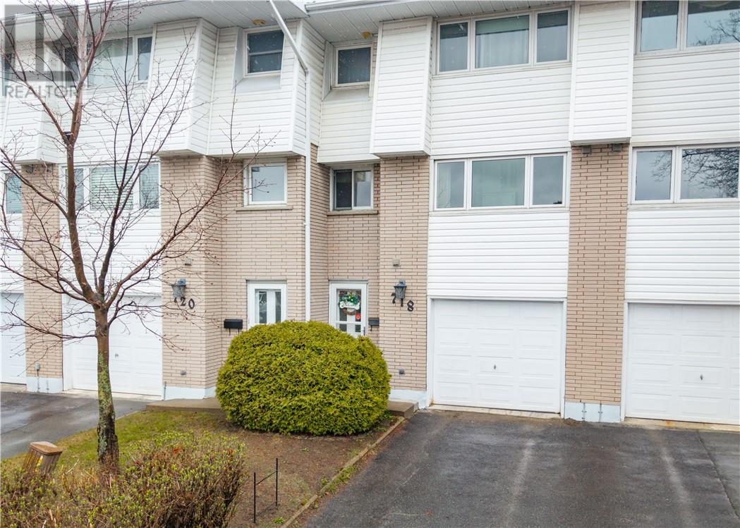 718 Auger Avenue - 2