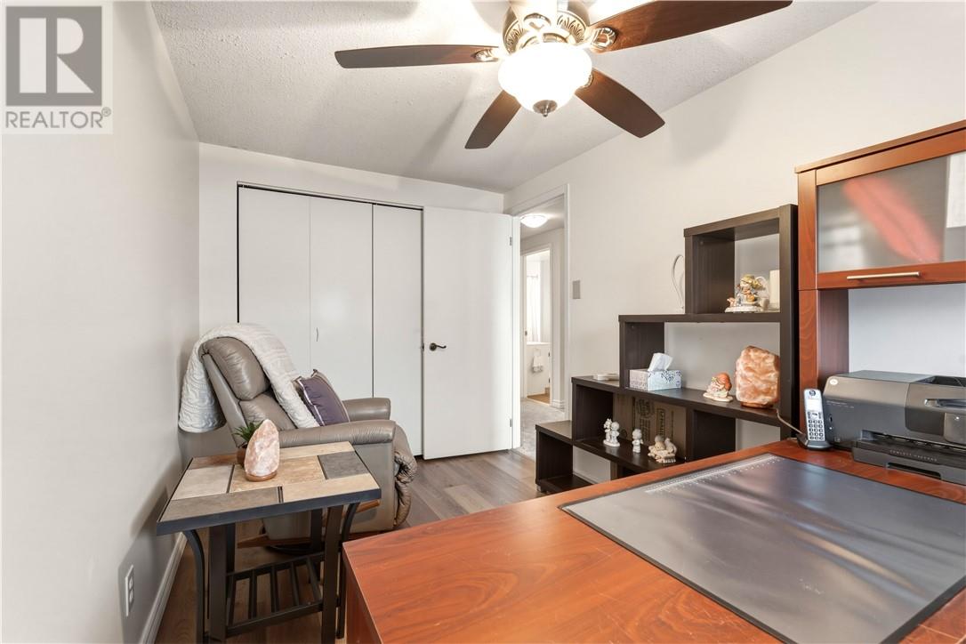 718 Auger Avenue - 22