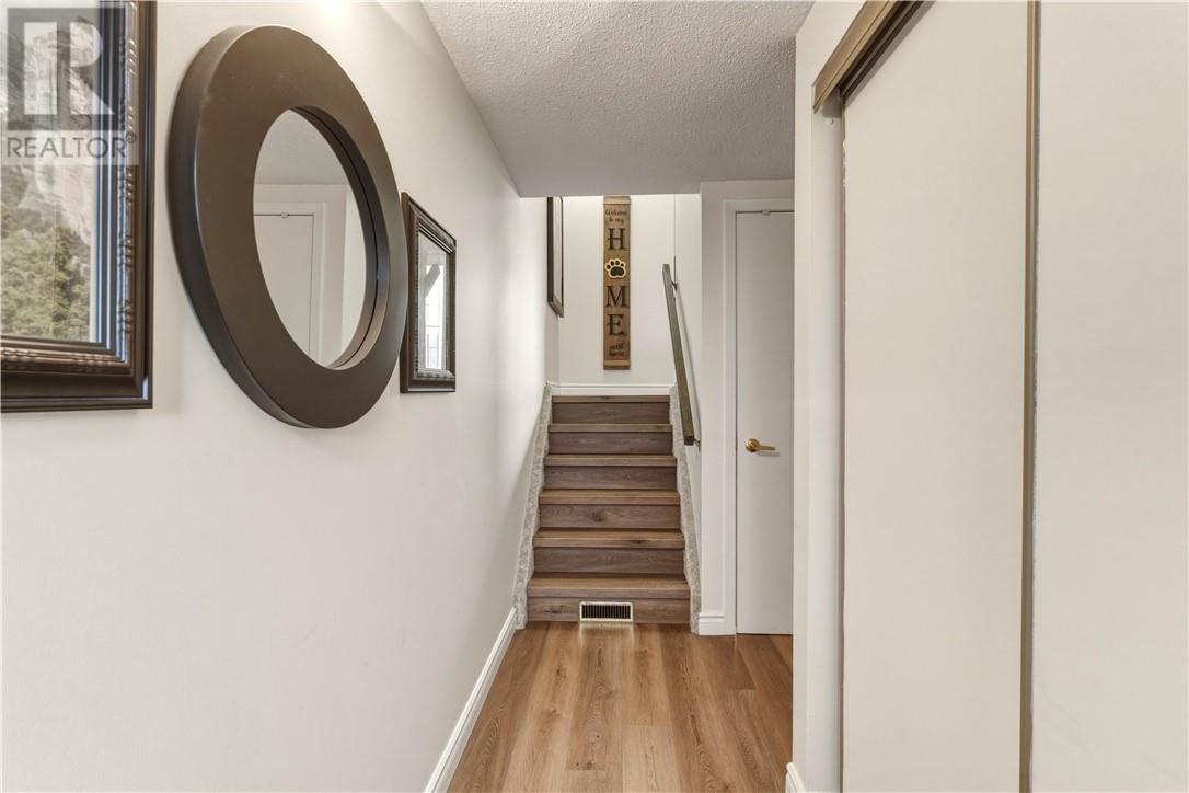718 Auger Avenue - 23