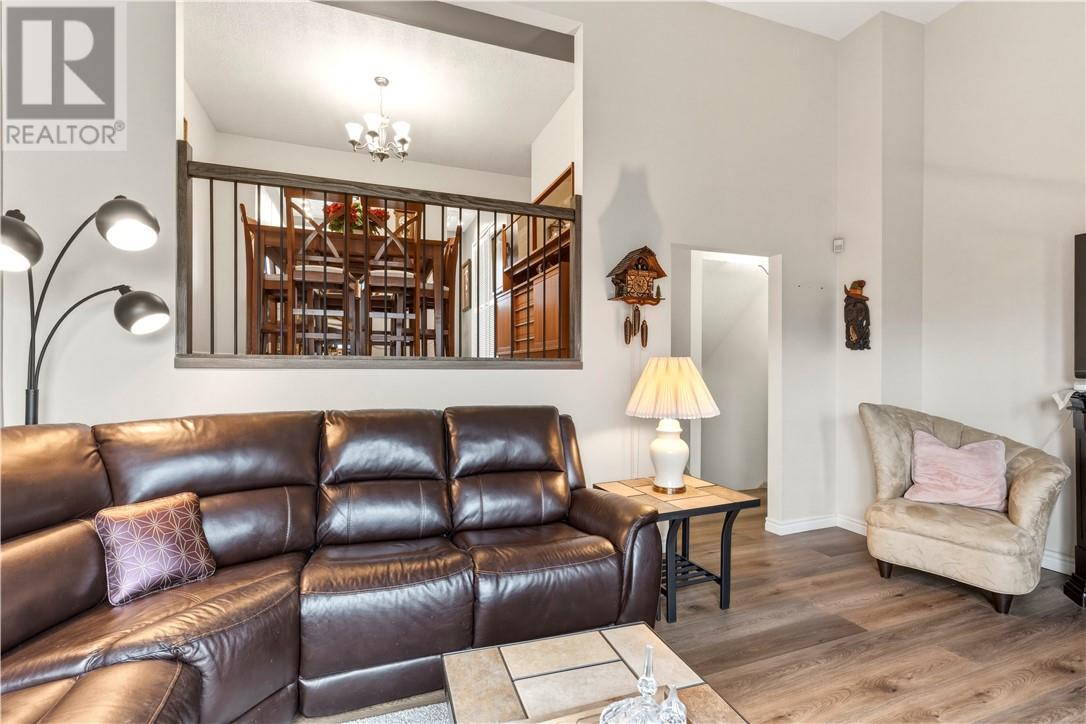 718 Auger Avenue - 6