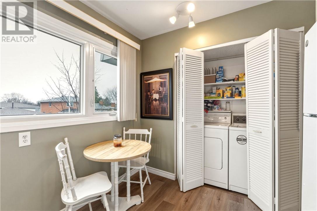 718 Auger Avenue - 9