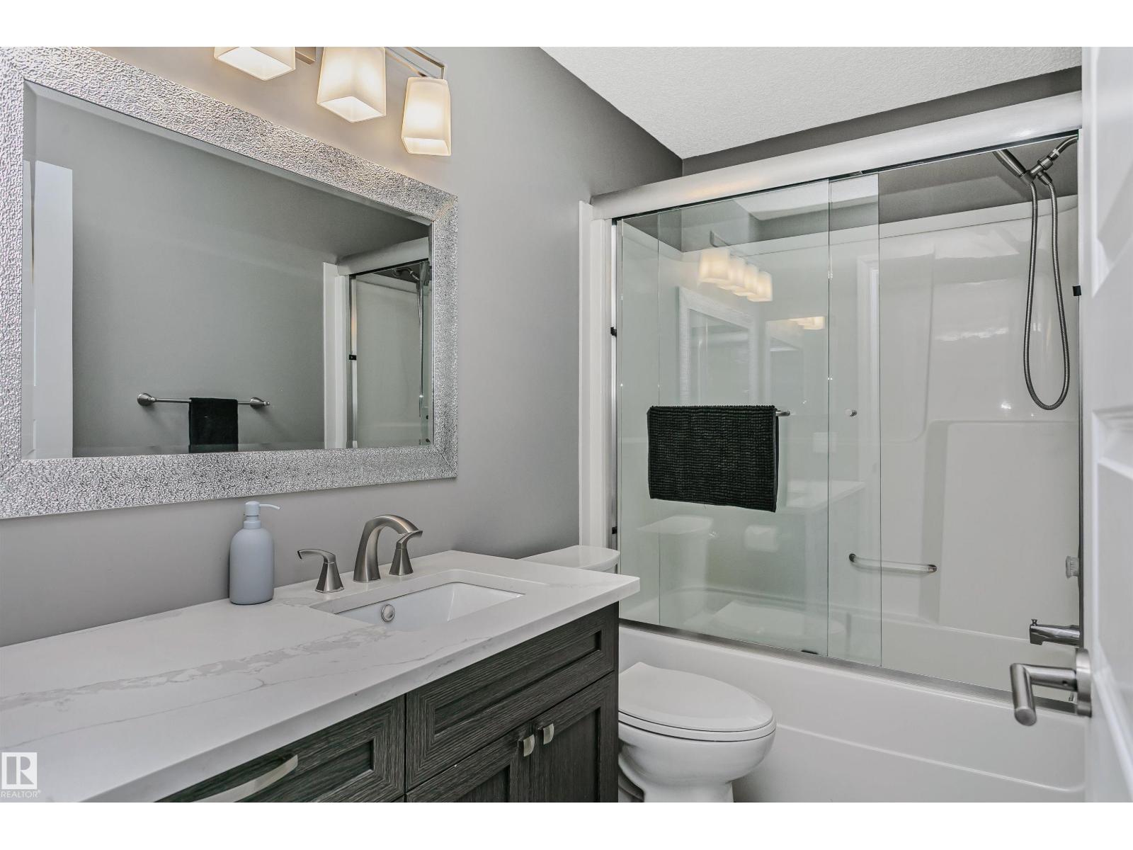 12907 136 ST NW NW, Edmonton