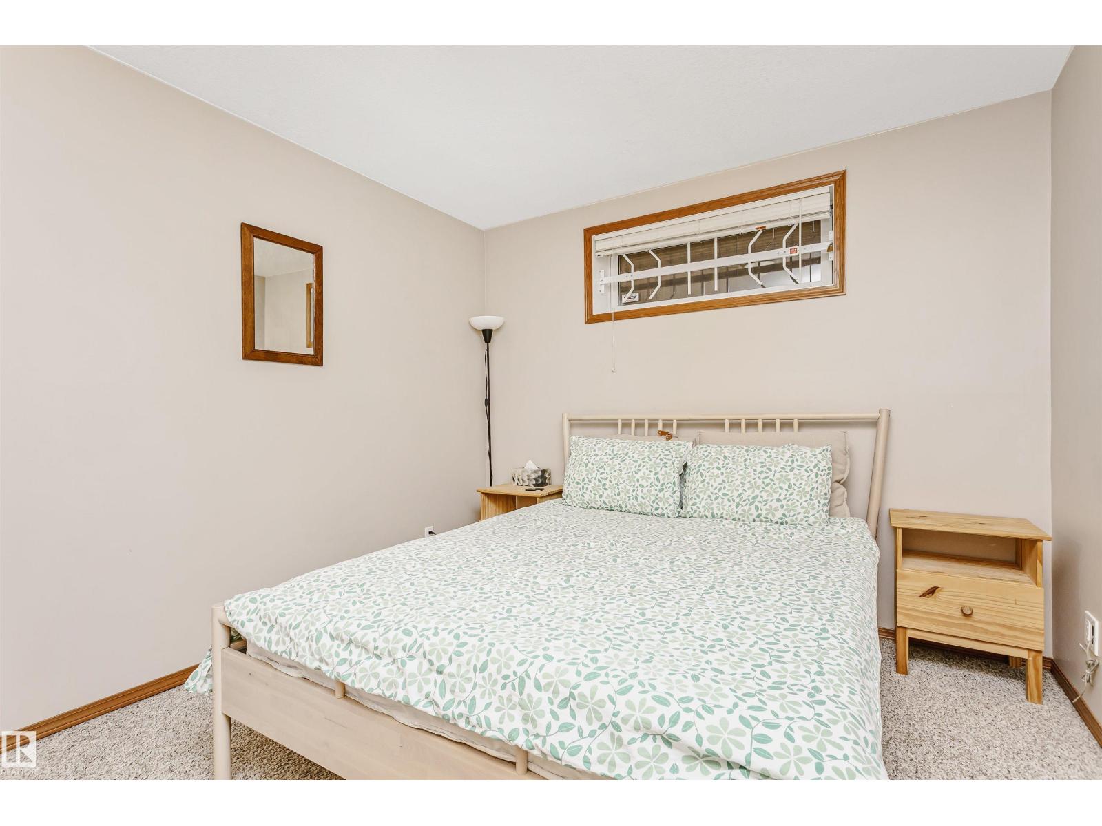 12907 136 ST NW NW, Edmonton